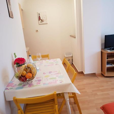 Apartmani Luka Crikvenica Exterior photo